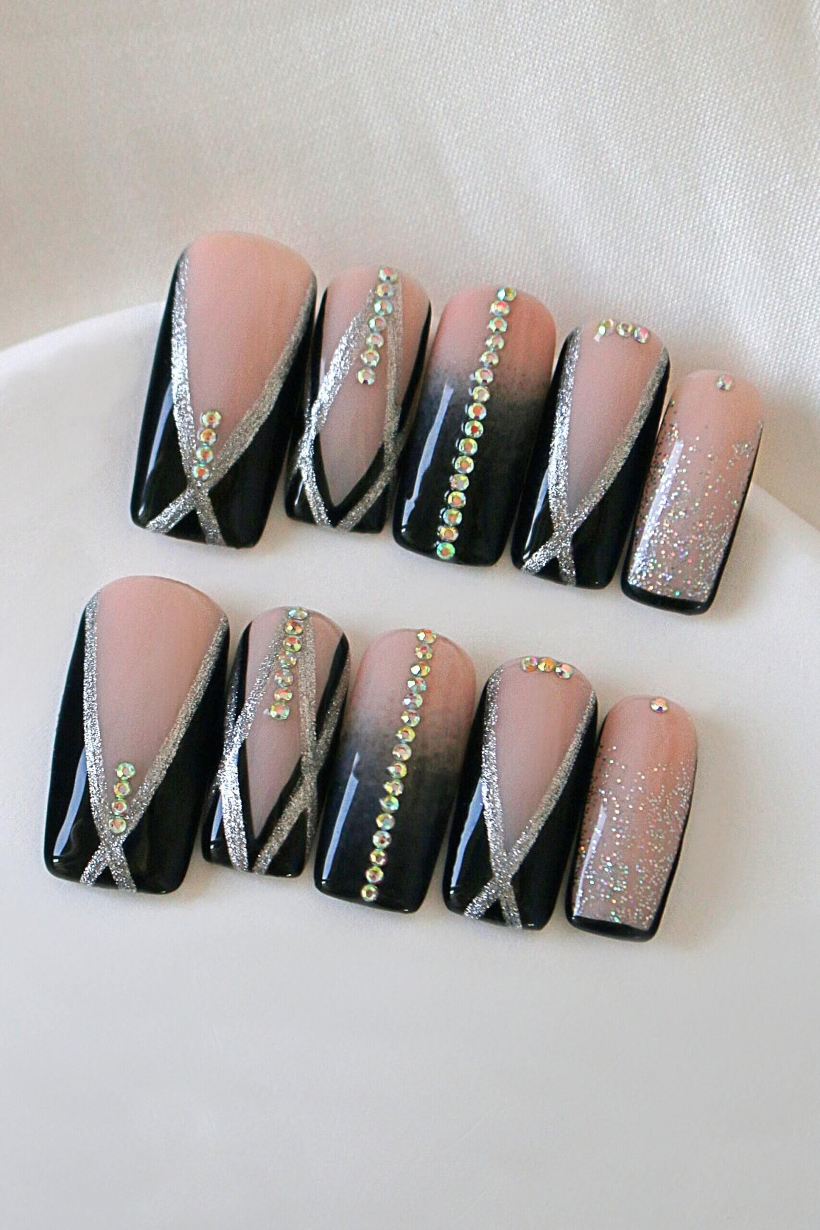 Black Glam  Press On Nails Set ⋆ DIVINE DULCET