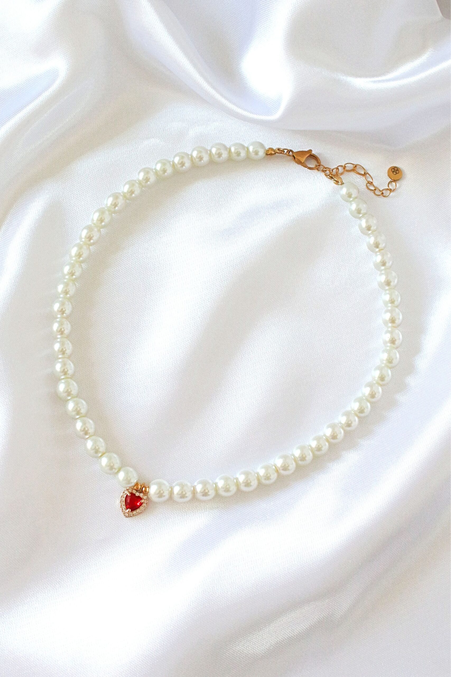 Darling | 24K Czech Pearls Heart Choker