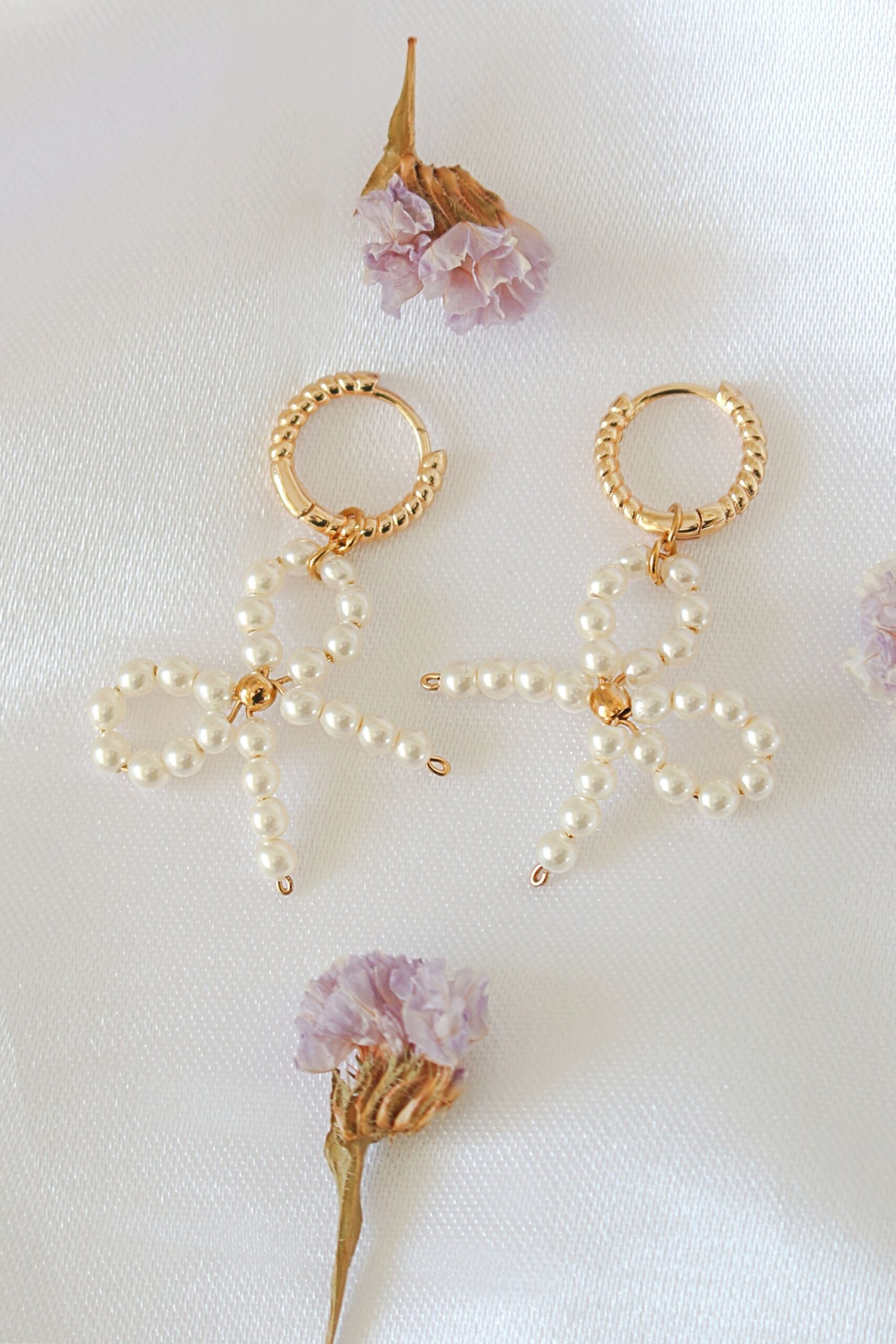 "Miss Coquette" | 24K Pearls Bow Earrings
